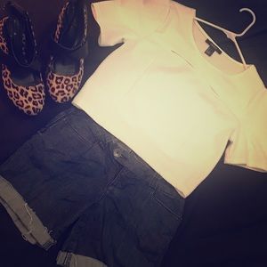 Midriff Top. Super chic